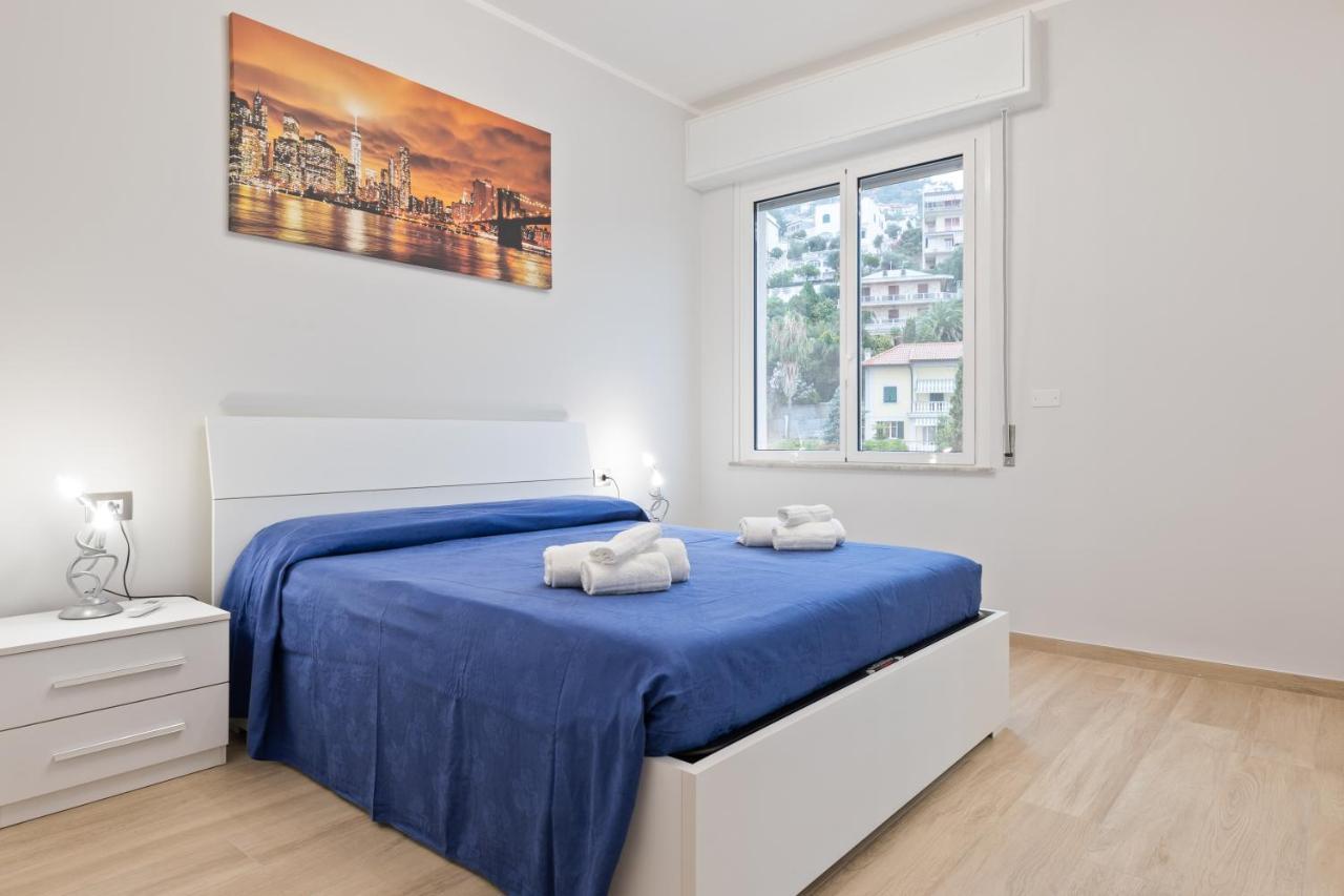 Modern Flat 250 Mt From The Sea - Albissola Marina Apartment Exterior photo